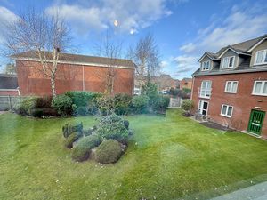 Lovell Court Gardens- click for photo gallery